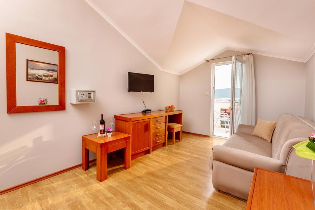 Apartments Perper Tivat Dış mekan fotoğraf
